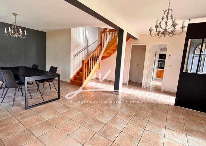 Maison - 130 m² - 7 pièces