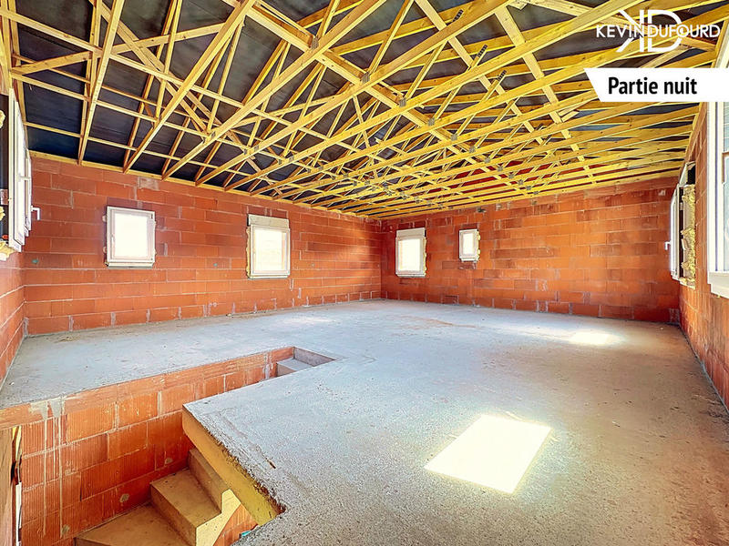 Maison - 120 m² - 2 pièces