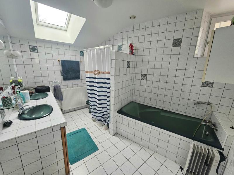 Maison - 121 m² - 4 pièces