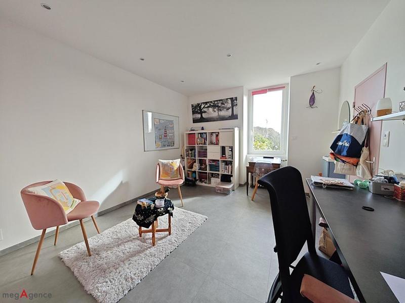 Maison - 170 m² - 7 pièces