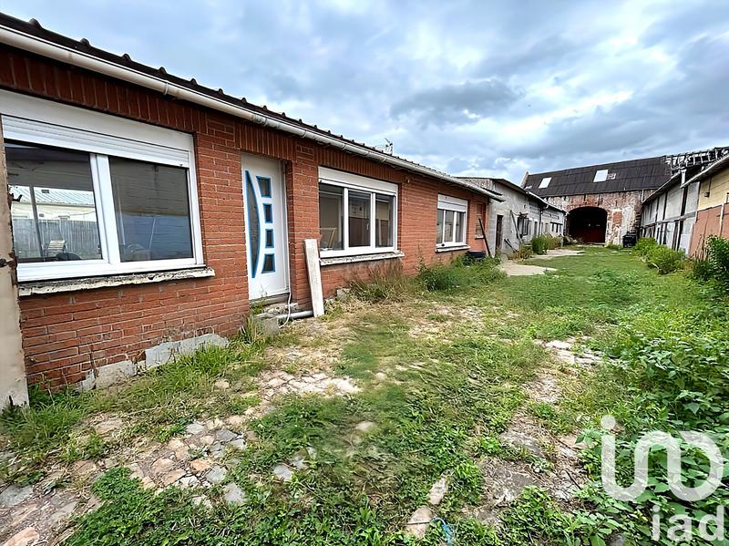 Maison - 330 m² - 10 pièces