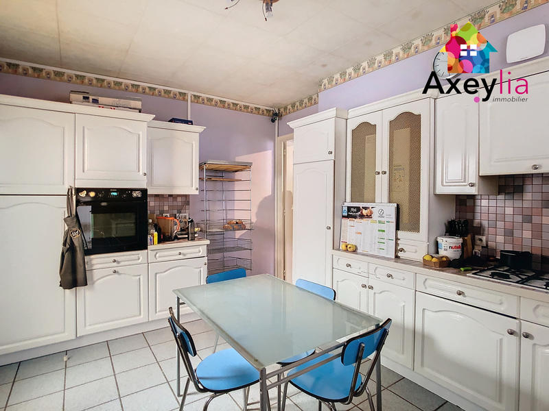 Fonds de commerce - Magasins - 234 m²