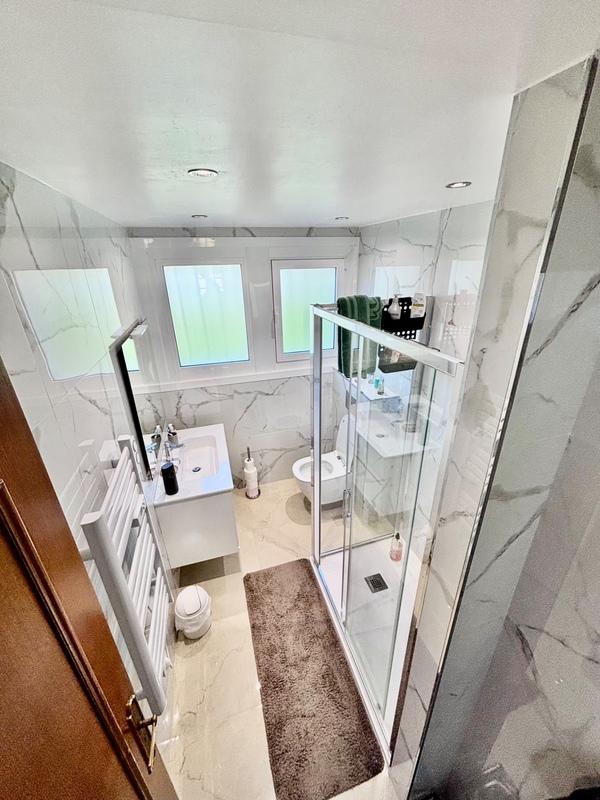 Appartement ancien - 116 m² - 3 pièces