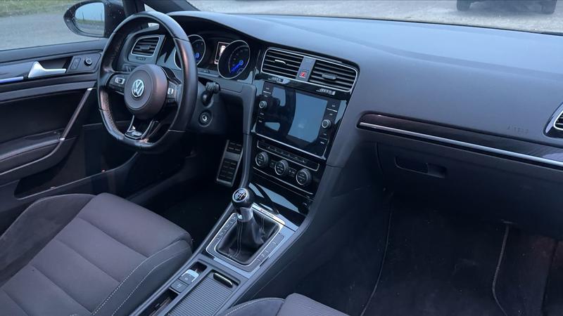 Volkswagen Golf VII 2.0 Tsi 310 4Motion R