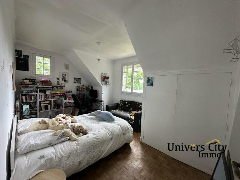 Maison - 172 m² - 7 pièces