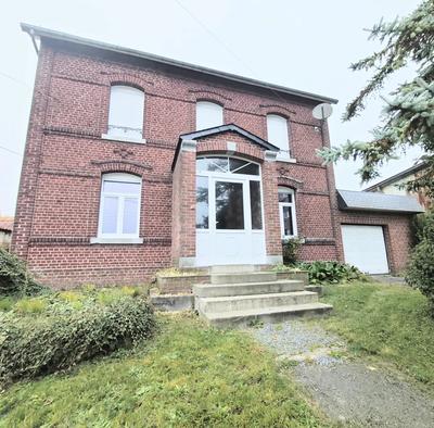 Maison - 97 m² - 4 pièces