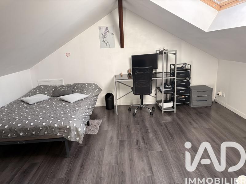 Maison - 137 m² - 5 pièces