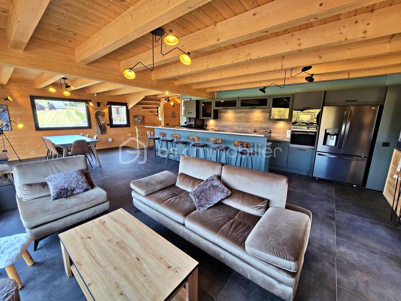 Châlet - 220 m² - 9 pièces