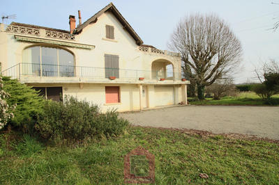Maison - 160 m² - 7 pièces