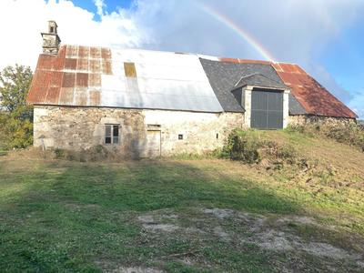 Maison - 140 m² - 1 pièce