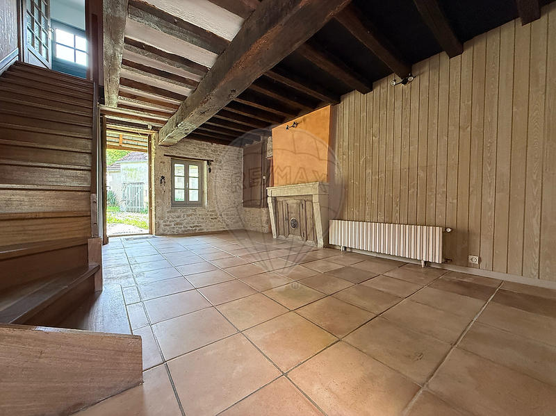 Maison - 180 m² - 8 pièces