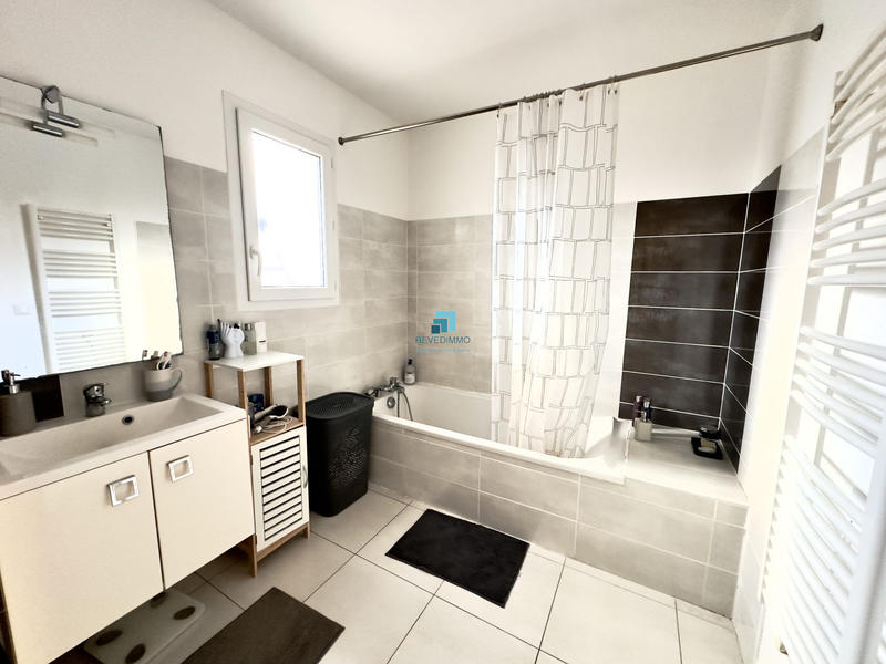 Maison - 87 m² - 4 pièces