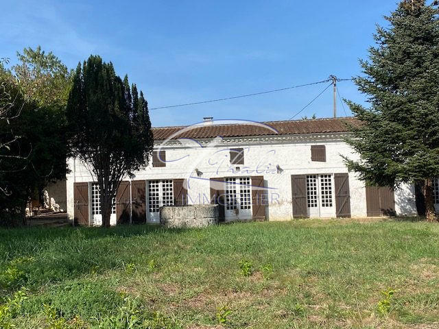 Maison ancienne - 205 m² - 6 pièces