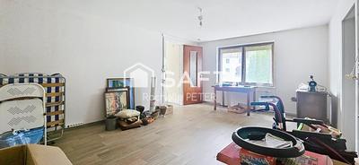 Maison - 180 m² - 10 pièces