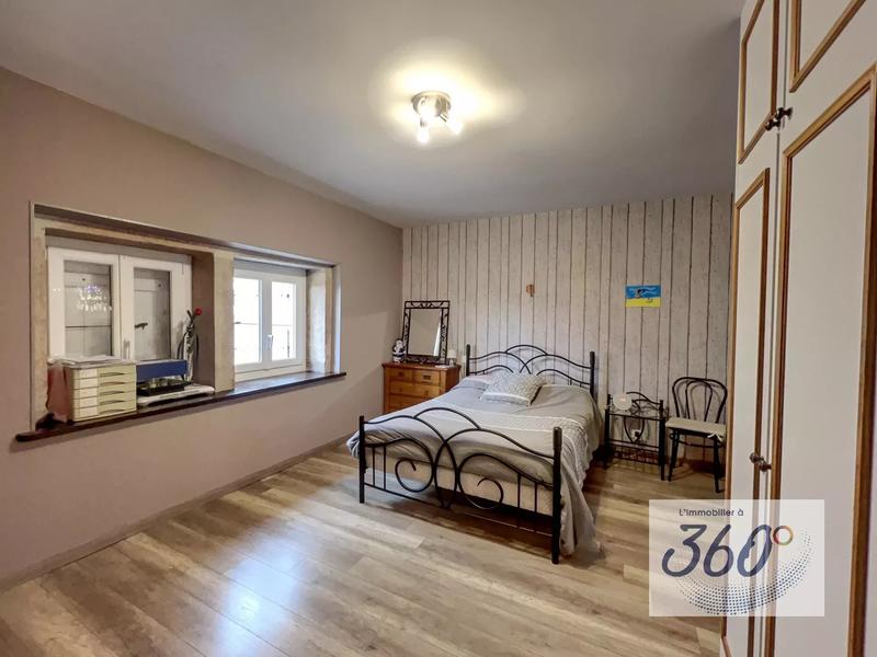 Maison - 143 m² - 5 pièces