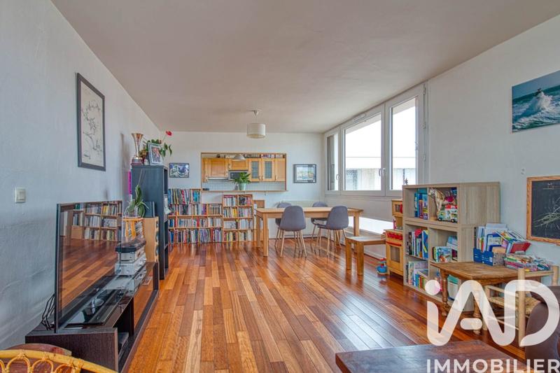 Appartement - 77 m² - 4 pièces