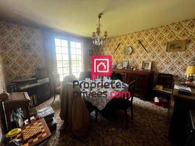 Maison - 205 m² - 8 pièces