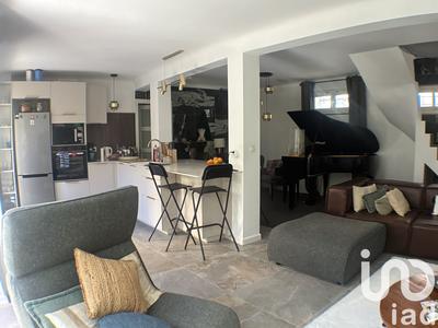 Maison - 150 m² - 8 pièces