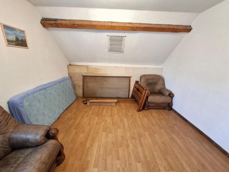 Maison - 220 m² - 7 pièces