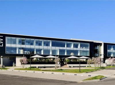 Bureau - 64 m² - 6 pièces