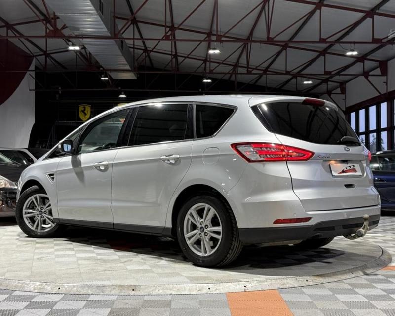 Ford s-Max 2.0 TDCi 150ch Titanium Bvm6 7pl