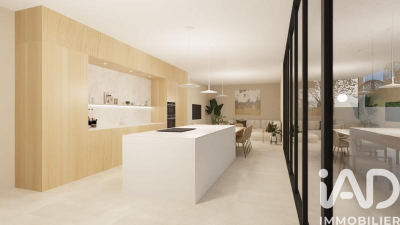 Maison - 228 m² - 5 pièces