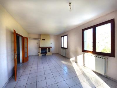 Maison - 182 m² - 10 pièces