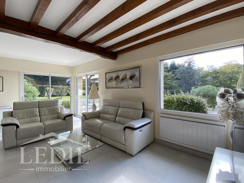 Maison - 212 m² - 6 pièces