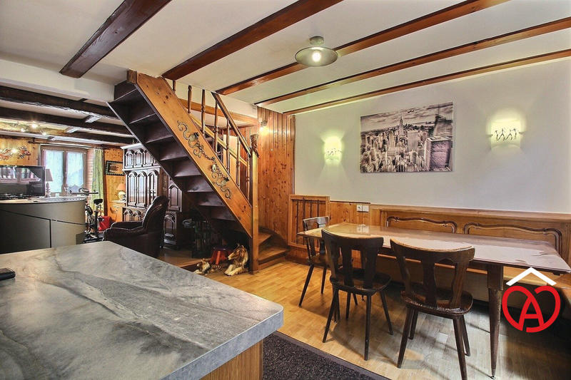 Maison ancienne - 190 m² - 7 pièces