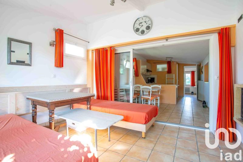 Maison - 223 m² - 8 pièces
