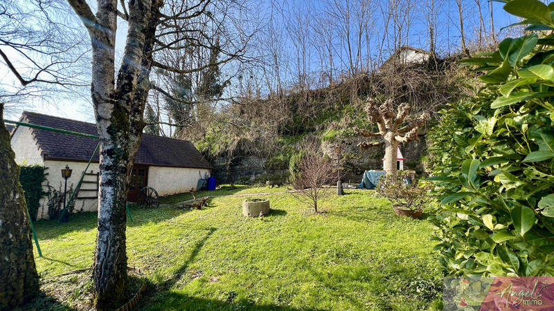 Maison - 166 m² - 7 pièces