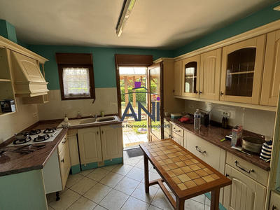 Maison traditionnelle - 110 m² - 6 pièces