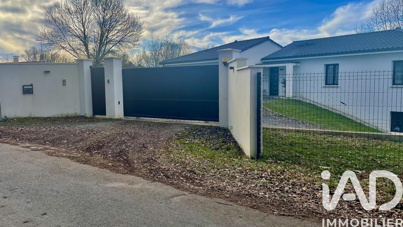 Maison - 128 m² - 6 pièces