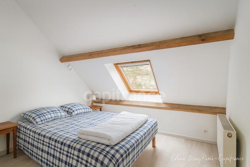 Maison - 256 m² - 6 pièces