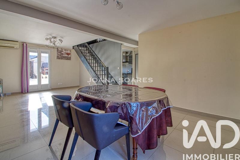 Maison - 90 m² - 5 pièces