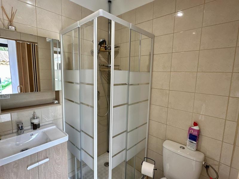 Propriété - 136 m² - 6 pièces