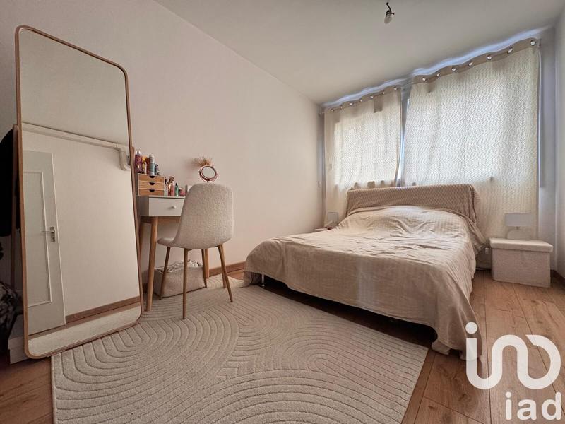 Maison - 97 m² - 5 pièces