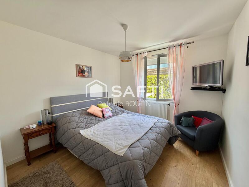 Maison - 95 m² - 5 pièces