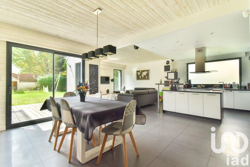 Maison - 154 m² - 7 pièces