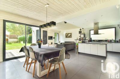 Maison - 154 m² - 7 pièces