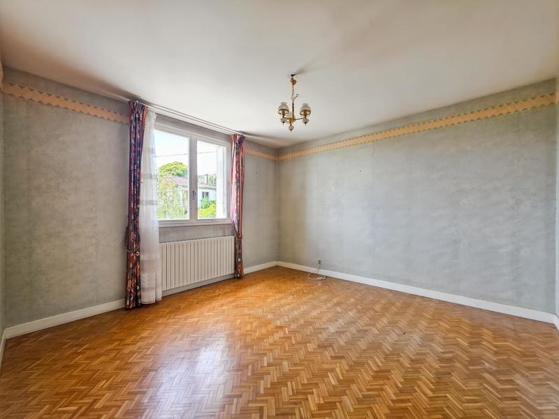 Maison - 170 m² - 4 pièces