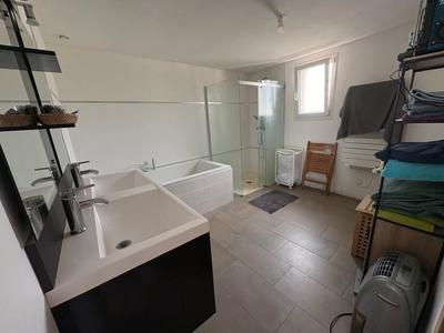 Maison - 117 m² - 4 pièces