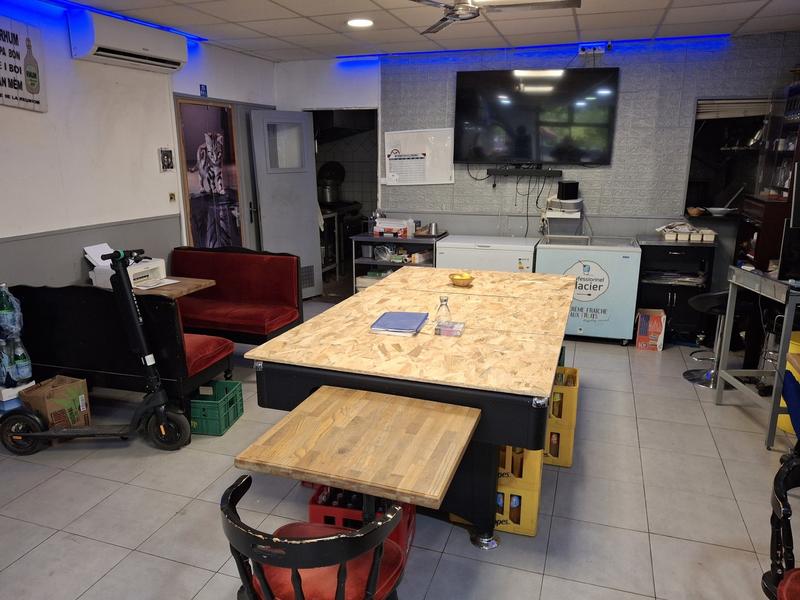 Fonds de commerce - Magasins - 135 m²