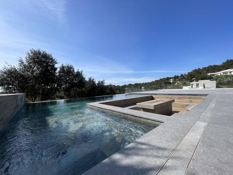 Maison contemporaine - 186 m² - 5 pièces