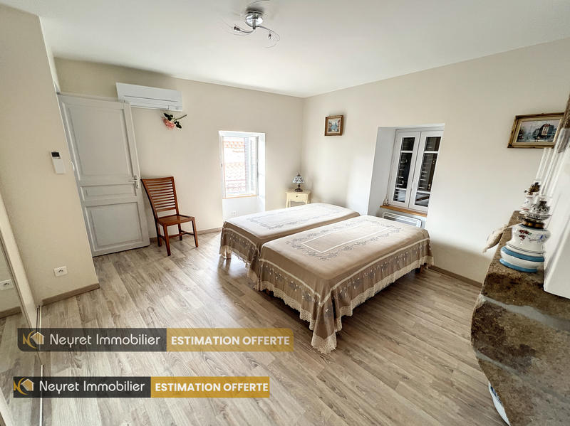 Maison de village - 199 m² - 7 pièces