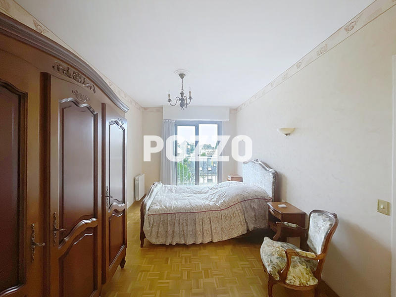 Appartement - 96 m² - 5 pièces