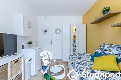 Chambre - 13 m² - 1 pièce