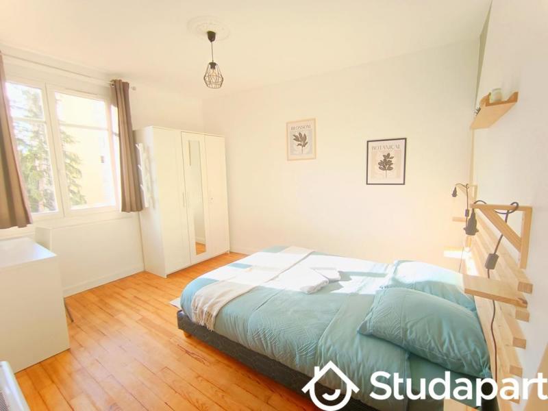 Chambre - 12 m² - 1 pièce