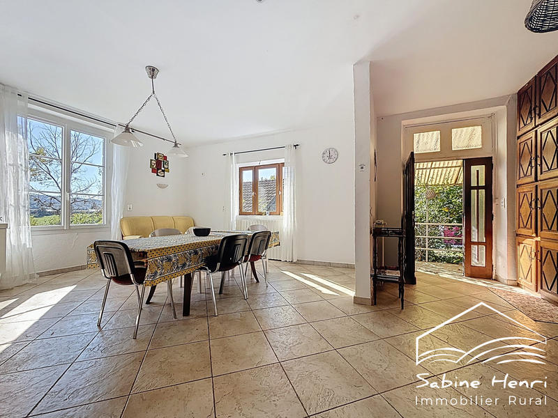 Maison - 538 m² - 20 pièces