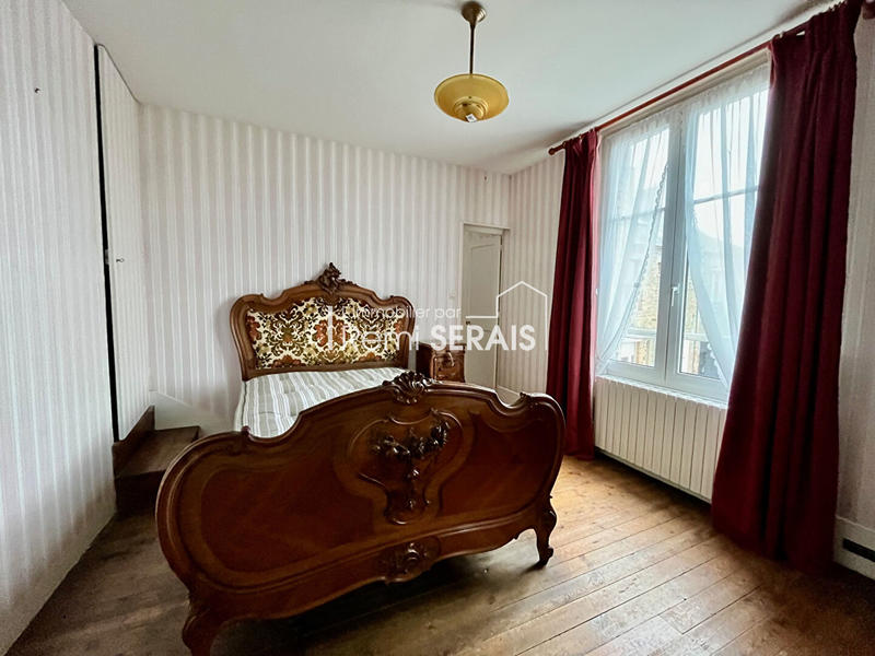 Immeuble - 270 m² - 8 pièces